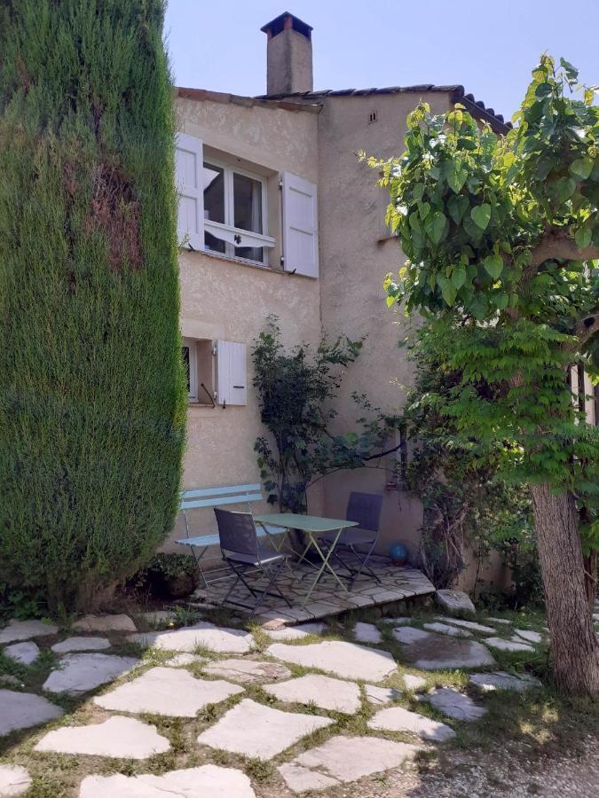 Le Jas Du Colombier Villa Мустие Сен Мари Екстериор снимка