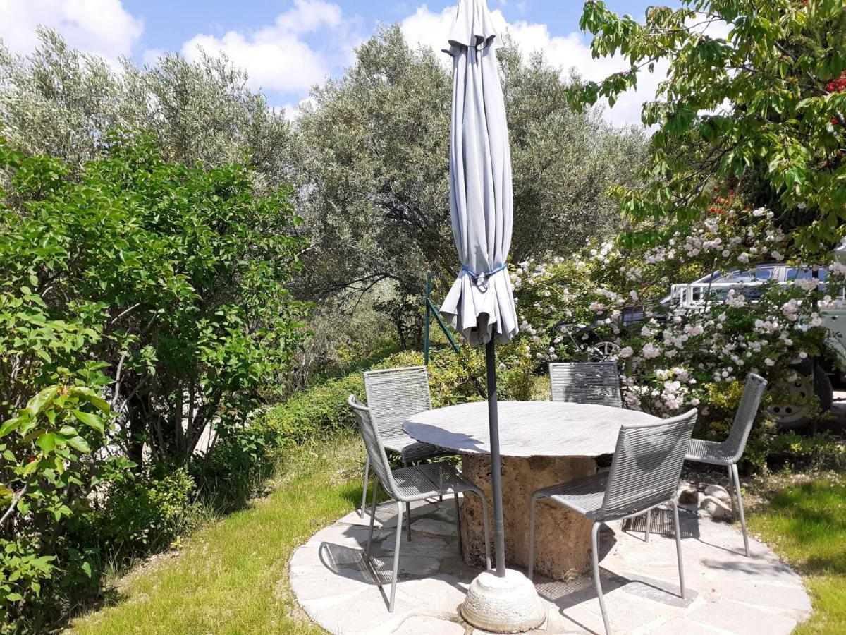 Le Jas Du Colombier Villa Мустие Сен Мари Екстериор снимка