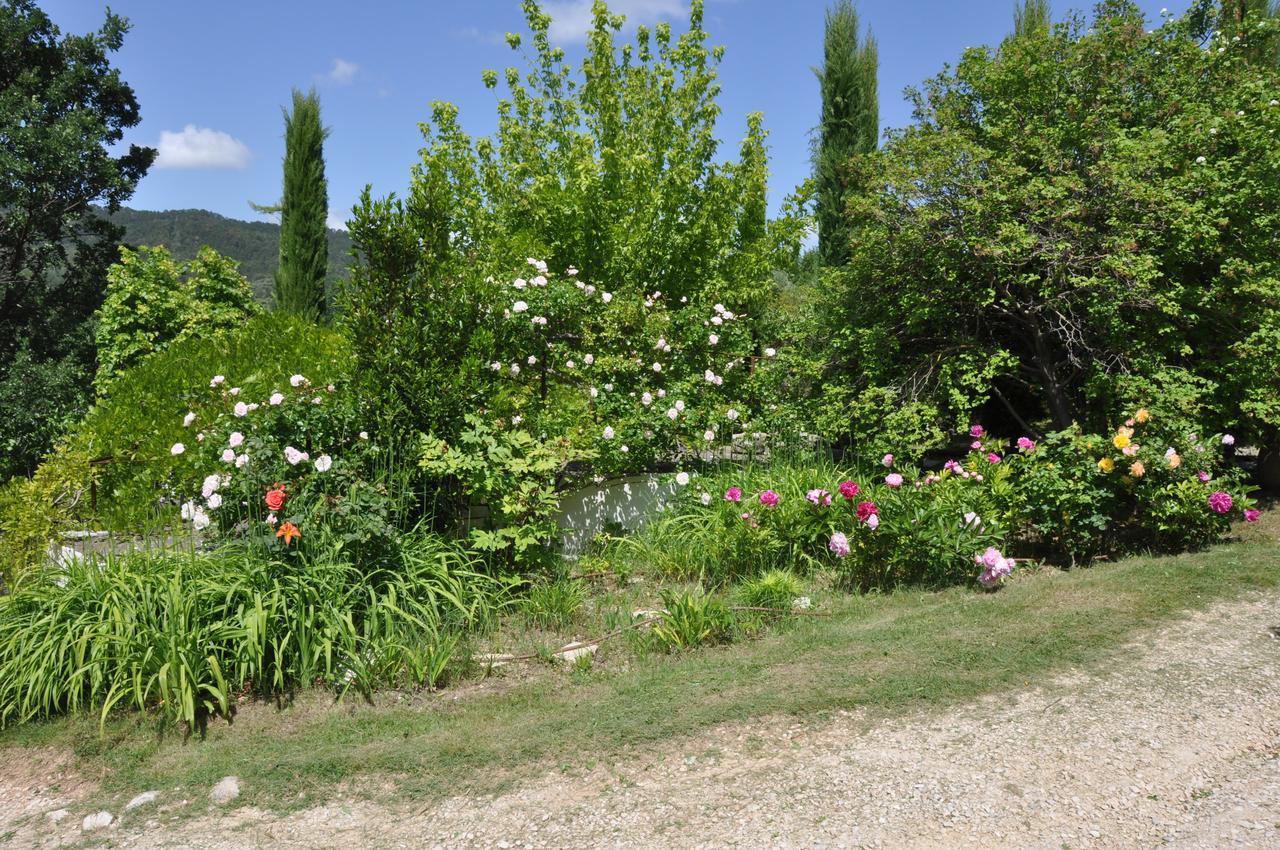 Le Jas Du Colombier Villa Мустие Сен Мари Екстериор снимка